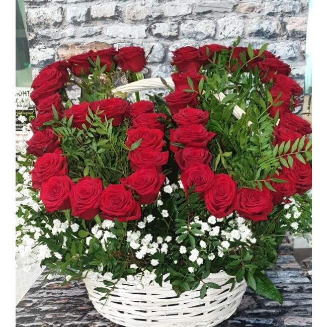 КОРЗИНА С РОЗАМИ
