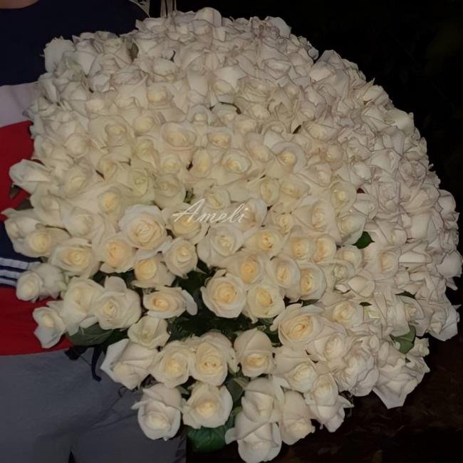 Букет из белых роз ВДОХНОВЕНИЕ