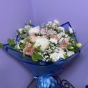 БУКЕТ ИЗ ПИОНОВ И РОЗ НЕОБЫЧНЫЙ ДЕНЬ